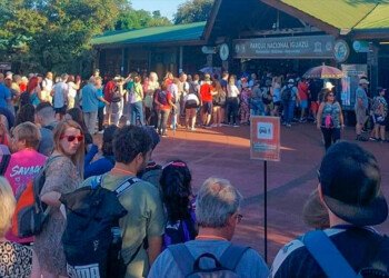 Cataratas “explotó” de turistas en este Viernes Santo