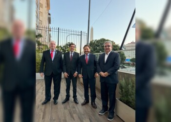 Hugo Passalacqua, presente en la apertura de sesiones de Javier Milei