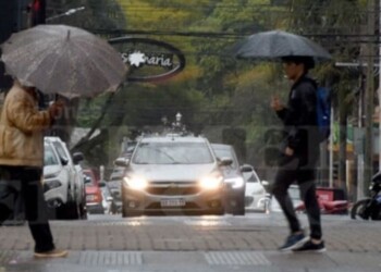 ¿A qué hora podría haber lluvias en Misiones este lunes?