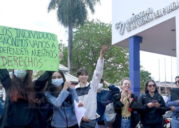 Alumnos de la Cuenca del Plata reclaman ante el “irregular” aumento de las cuotas