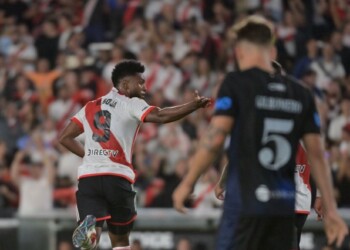 River volvió al triunfo frente a Independiente Rivadavia en el Monumental