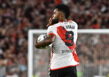 Borja se vistió de héroe y le dio la victoria a River frente a Rosario Central