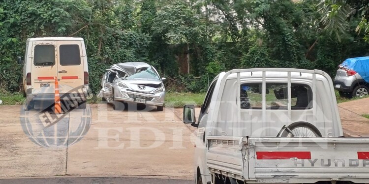 Así quedó el auto tras el accidente