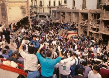 Los atentados a la Embajada de Israel y a la AMIA fueron obra de Hezbollah por orden de Irán, según la Justicia