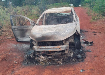 Le robaron la unidad a un taxista y luego asaltaron sede del correo