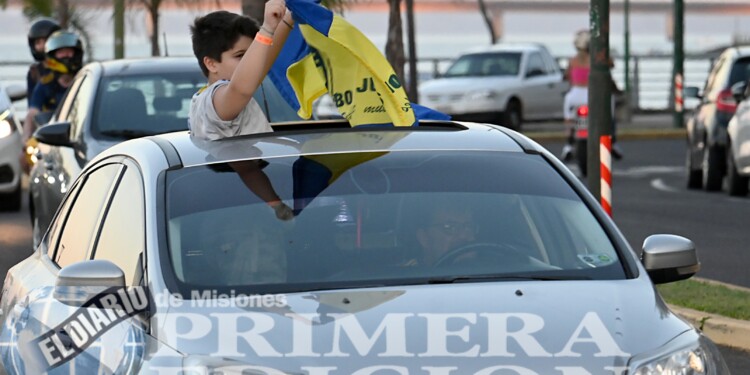 Los hinchas de Boca festejaron el triunfo ante River en la Costanera de Posadas: mirá las mejores fotos