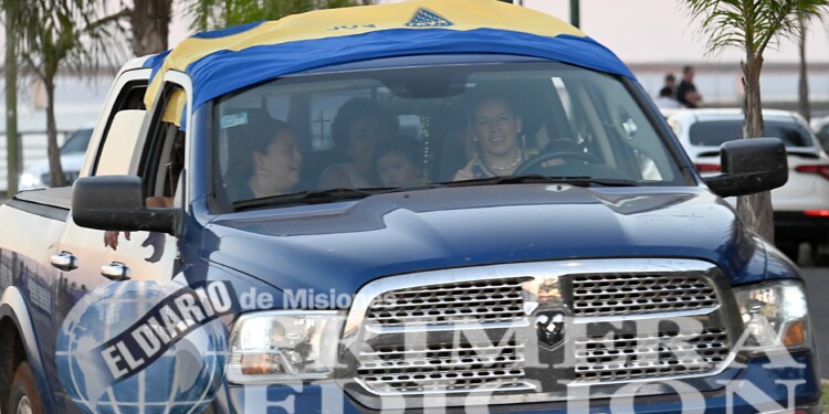 Los hinchas de Boca festejaron el triunfo ante River en la Costanera de Posadas: mirá las mejores fotos
