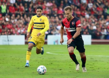 Boca Juniors se impuso a Newell’s y metió un pie en los playoffs