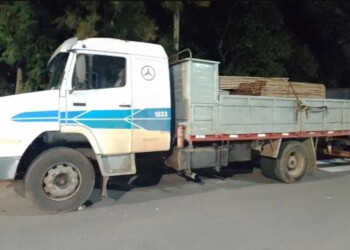 Detuvieron a camionero misionero que amenazó con un machete y abusó de su pareja en La Plata