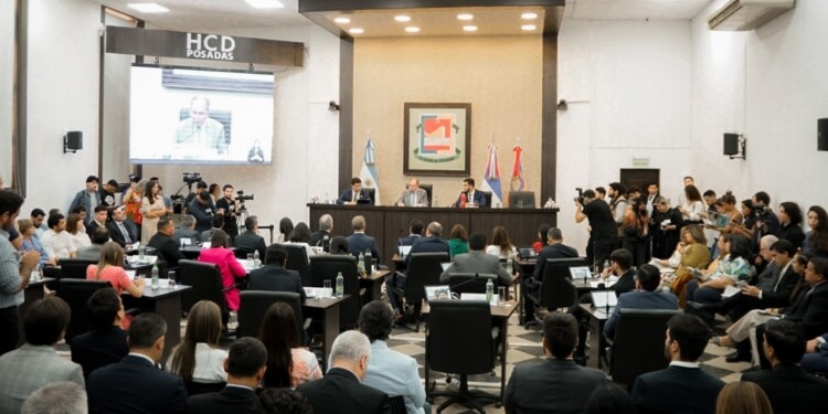 CONSENSO. Los bloques de oficialismo y oposición unificaron proyectos para una redacción conjunta y decidieron legalizar el servicio, con requisitos.