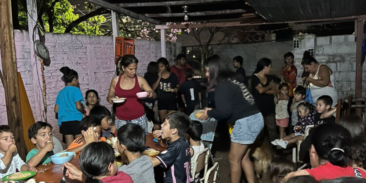 UNA AYUDA. Varios comedores y merenderos necesitan una colaboración.