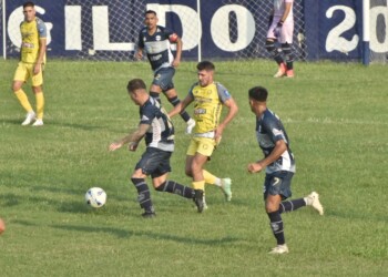 Un deslucido Crucero perdió el invicto en Formosa