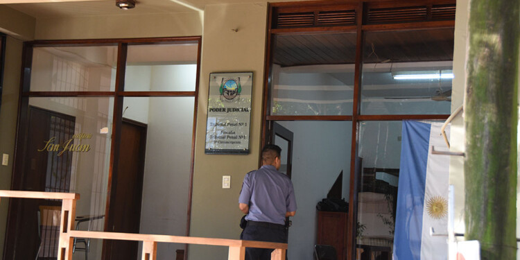 EXPECTATIVAS. Desde hoy se aguardan más testimonios de familiares de la víctima y también que declaren policías, peritos y psicólogos del Poder Judicial ante las autoridades del Tribunal Penal de Eldorado.