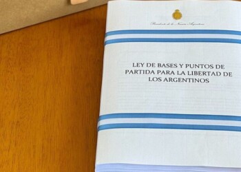 El paquete fiscal del Gobierno avanza con dictamen y se someterá a votación junto con la Ley Bases