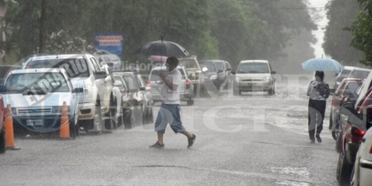SE ESPERA MÁS. Las lluvias continuarán en las próximas horas pero de manera aislada en Posadas.