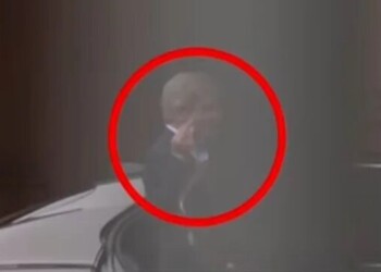 Caputo respondió a los insultos con un “fuck you”