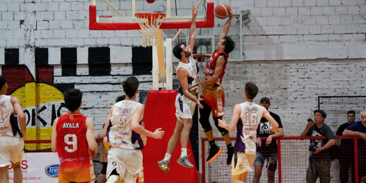 RECUPERACIÓN. Tokio volvió a la senda de la victoria y es el único puntero.