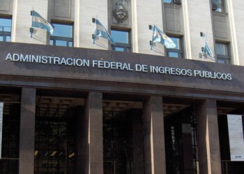 AFIP: qué pasa si no justificó el dinero de una transferencia