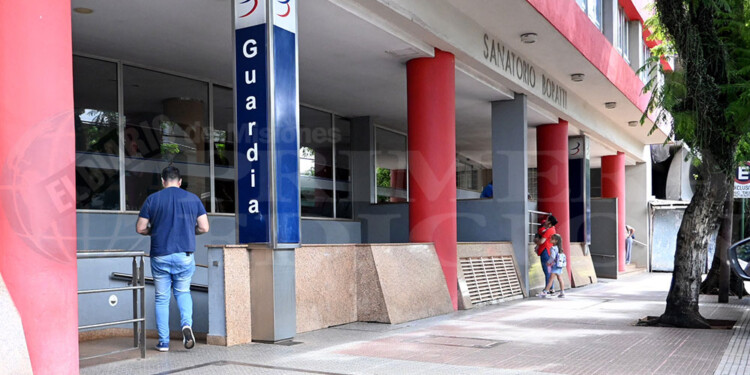 DELICADO EQUILIBRIO. Entre la oferta que puede ofrecer el centro de salud y los casos de emergencia.