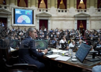 Con la reforma previsional “no cambian ni la edad jubilatoria ni los años de aportes”