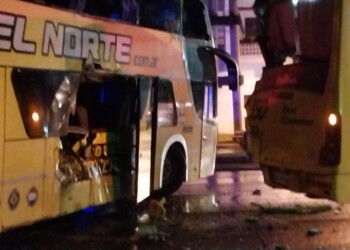 Al menos nueve personas heridas en un choque entre dos colectivos