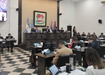 Concejales aprobaron funcionamiento de UBER en Posadas