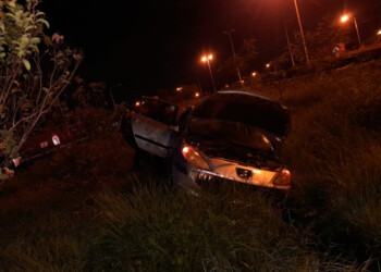 Un motociclista y un automovilista requirieron asistencia en dos siniestros viales