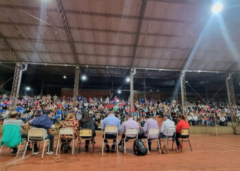 Docentes: “Para recuperar lo perdido en los salarios debería haber un aumento del 100%”