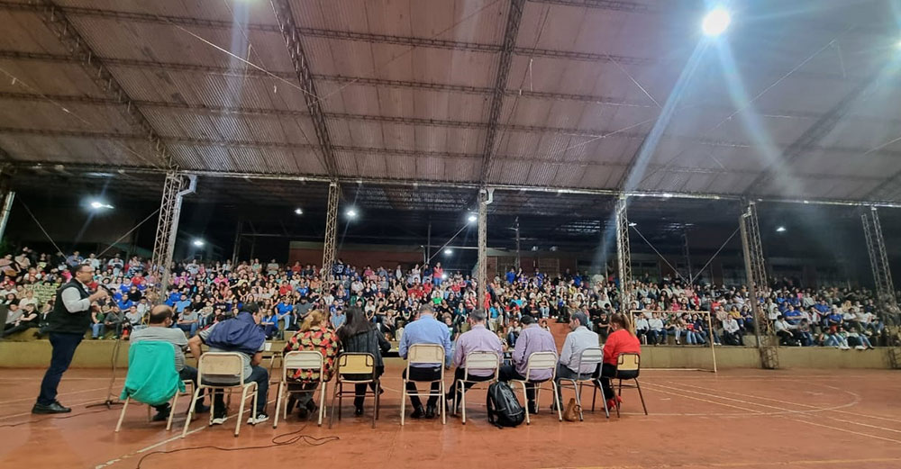 Docentes: “Para recuperar lo perdido en los salarios debería haber un aumento del 100%”