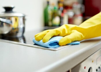 Empleadas domésticas, con aumentos: ¿cómo quedan las escalas y categorías de abril y mayo 2024?