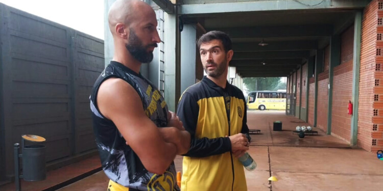 REGRESO. Rosso, ayer, en su primera práctica. Jugó en el club hasta 2015. (Foto Prensa Crucero).