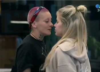 Video: el tenso cruce entre Furia y Coty que terminó en un beso