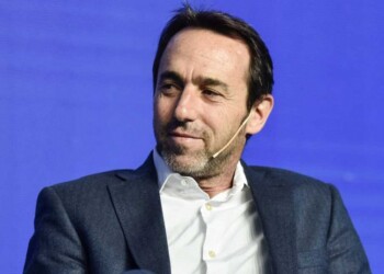 Quiénes son los 6 argentinos que figuran entre los más ricos del mundo, según el ranking de Forbes