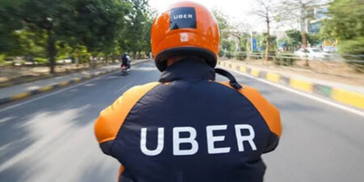 POR AHORA, NO. Los moto Uber no estarían incluidos en la regulación que el Concejo Deliberante establecerá por ordenanza en los próximos días. Para el Ejecutivo, merecen una norma aparte junto a delivery de bienes.