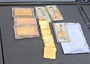 Detienen a dos hombres con millones en efectivo y más de tres kilos de oro