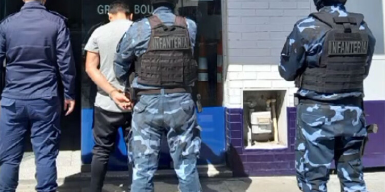 BUENOS AIRES. Elías fue detenido por policías de aquella provincia luego de estar seis meses prófugo de la Justicia.