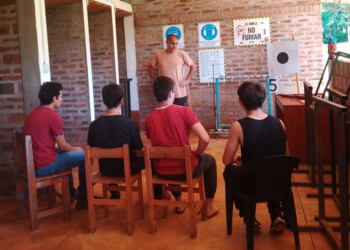 Tiro: la invitación, para los chicos