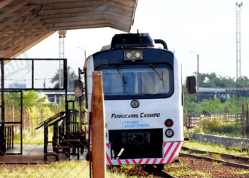 Secuestraron celulares y cigarrillos en el tren internacional de pasajeros