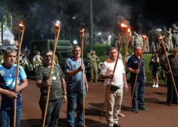 Apóstoles: vigilia y homenaje a los Veteranos y Caídos en la Guerra de Malvinas