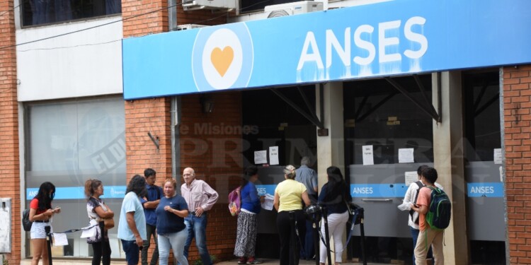 NO VA MÁS. Para el CIPPEC urge reformar el sistema previsional.