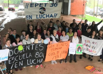 Docentes de la zona sur de Posadas realizaron una asamblea en Itaembé