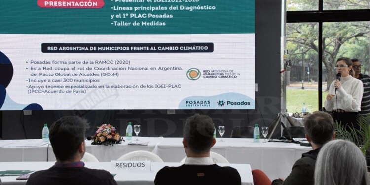 DETALLADO. Jacquemin ofreció el nuevo diagnóstico de Posadas para “pensarla y proyectarla a 2035”.