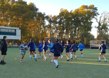 Sigue la acción en los Regionales de Hockey