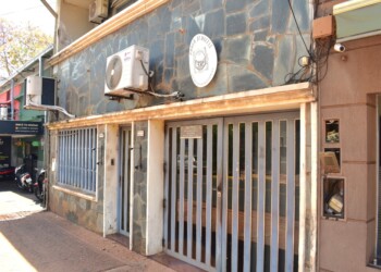 Hoy declararía la madre de la adolescente víctima de abusos y amenazas de muerte