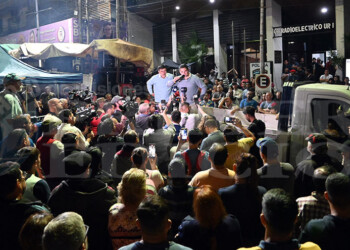 Quinta jornada del acampe policial: el Gobierno ratificó aumento a policías, pero los manifestantes seguirán en el lugar