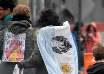 Docentes se preparan para una semana clave en la lucha salarial