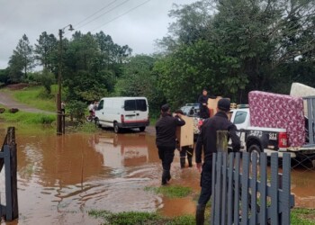 Varias familias debieron ser evacuadas en Panambí por la crecida del río Uruguay