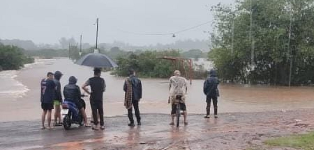 Temporal de lluvia y viento en Posadas: “En solo cuatro barrios se evacuó a casi 30 familias”