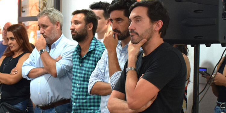 AUTORIDADES. Rodrigo de Arrechea (izquierda) dirigía el Comité Provincial (aliado a Arjol) y Ariel Pianesi (cuadros) es presidente en Posadas.