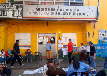 Continúa el acampe de Salud y autoconvocados esperan recibir una nueva propuesta